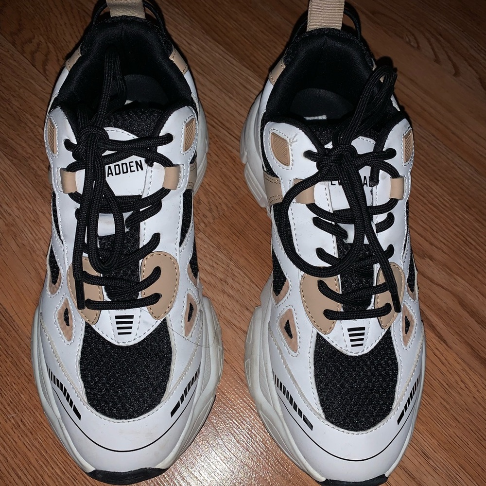 Steve Madden Black and White Sneakers with Tan Accents